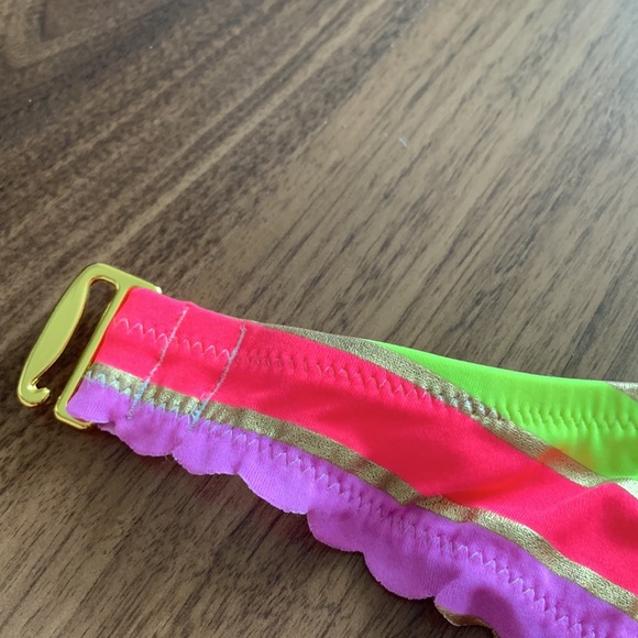 Victoria Secret Bikini - 36D top and Size L bottom - Picture 7 of 10